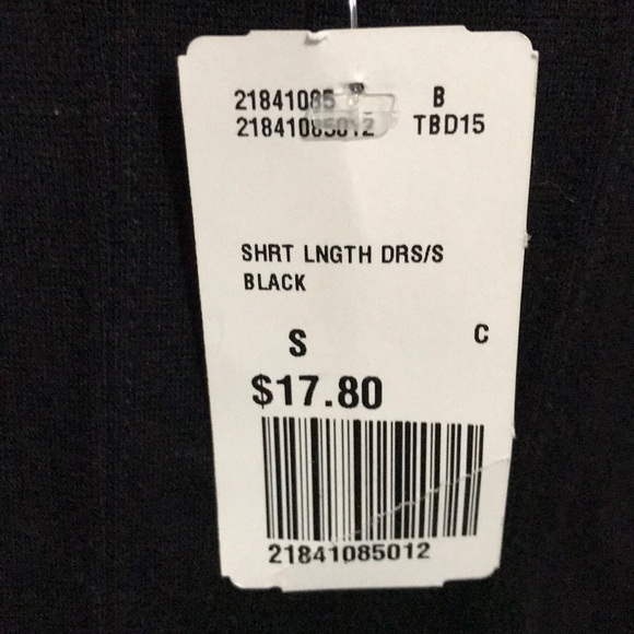 Forever 21 black pleated dress. - Picture 3 of 6